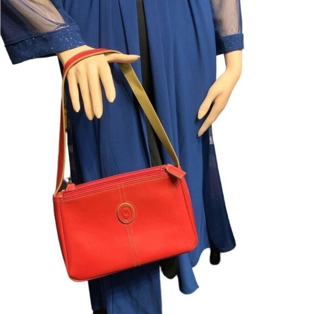 Vintage Mondani Vegan leather Shoulder Bag